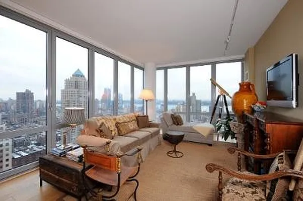 Sold by Corcoran | media 56