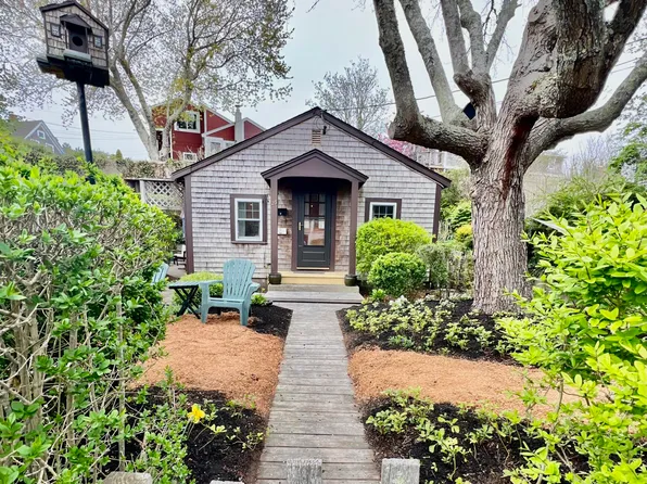 23 Cottage Street, Provincetown, MA 02657