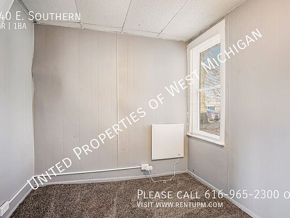 5th image of 140 E Southern Ave