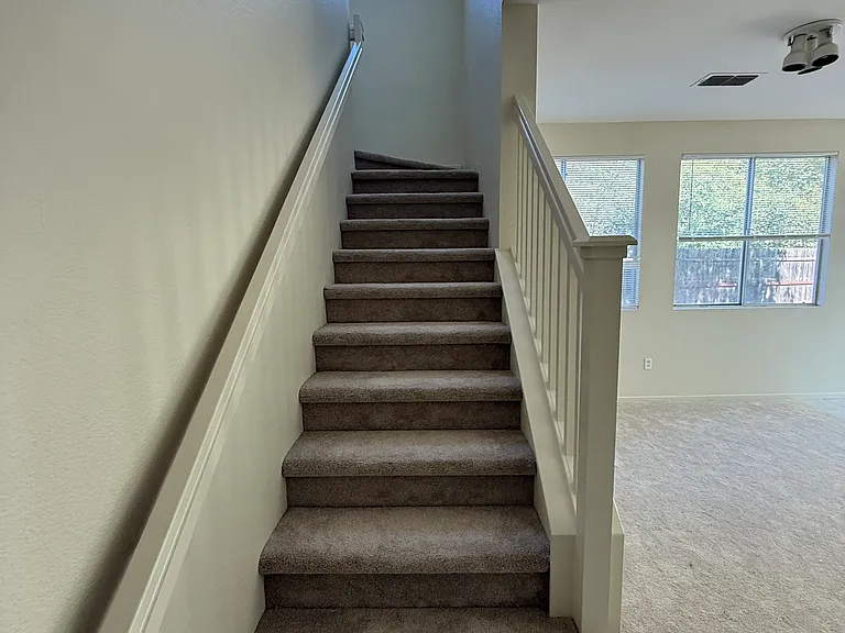 282 Oak Briar Ct — Photo 15