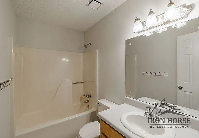 335 Oak Meadows Dr — Photo 17