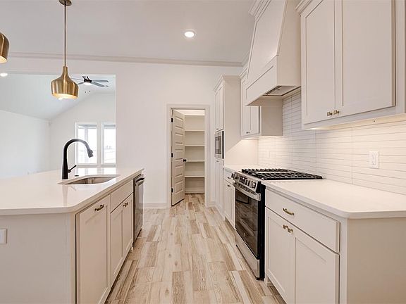 6th image of this home