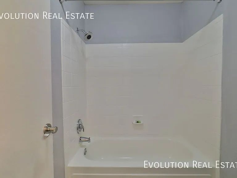 5995 N 78th St #2110 — Photo 23