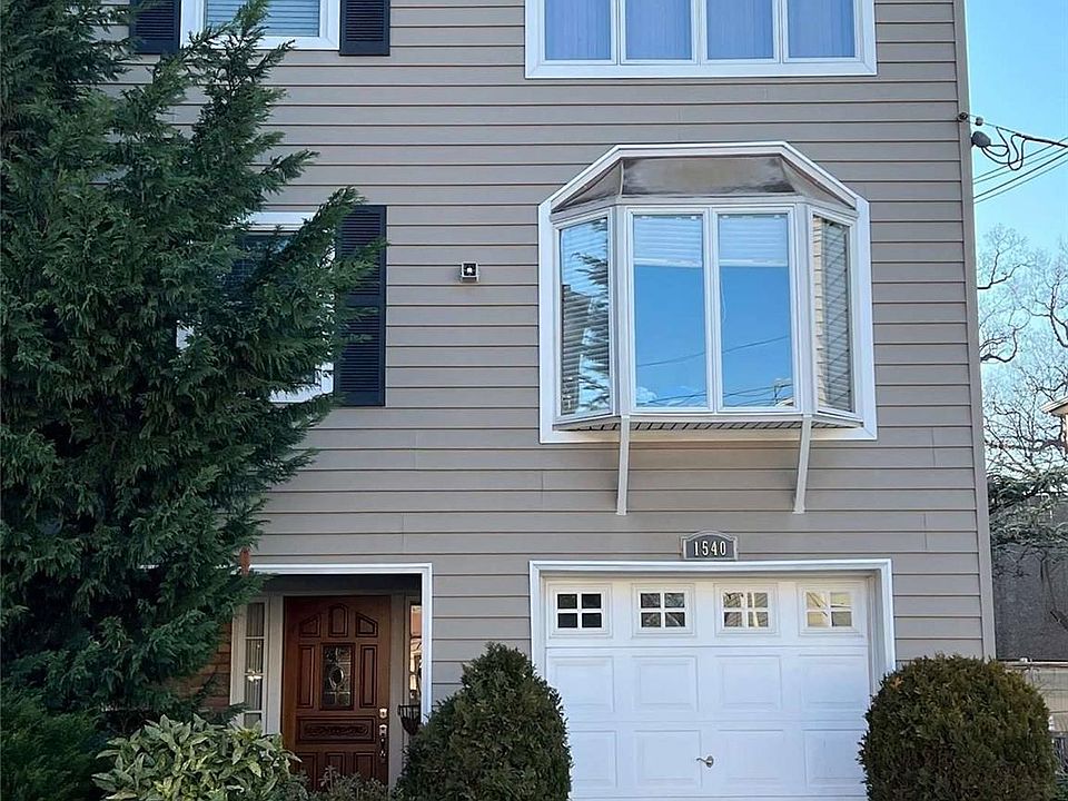 1st image of 15-40 208th Street