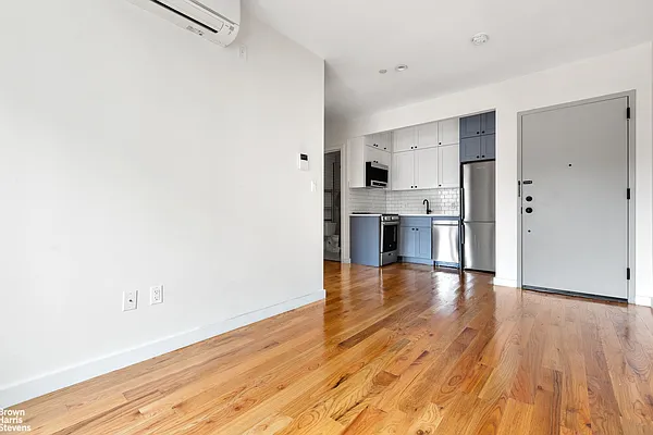 Rented by Brown Harris Stevens | media 10