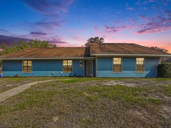 2555 Kumquat St NE, Palm Bay, FL 32905
