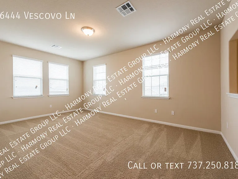 16444 Vescovo Ln — Photo 11