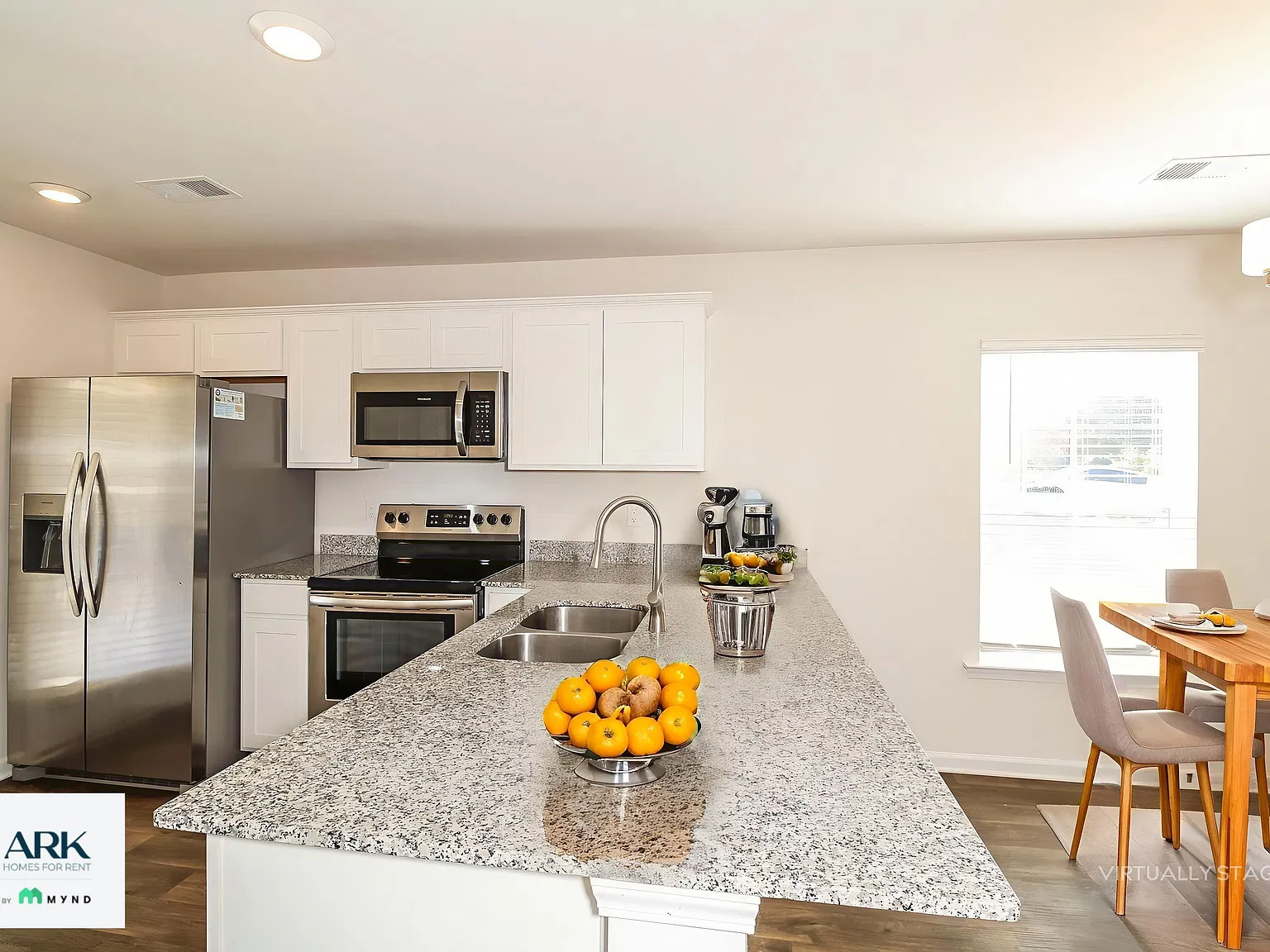 3 bed, 2.0 bath, 1158 sqft, $1,575 — Photo 4