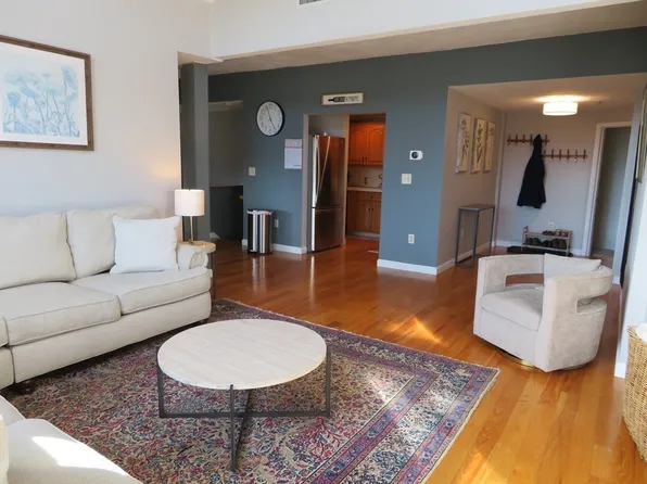 155 Kendrick Ave APT 502, Quincy, MA 02169