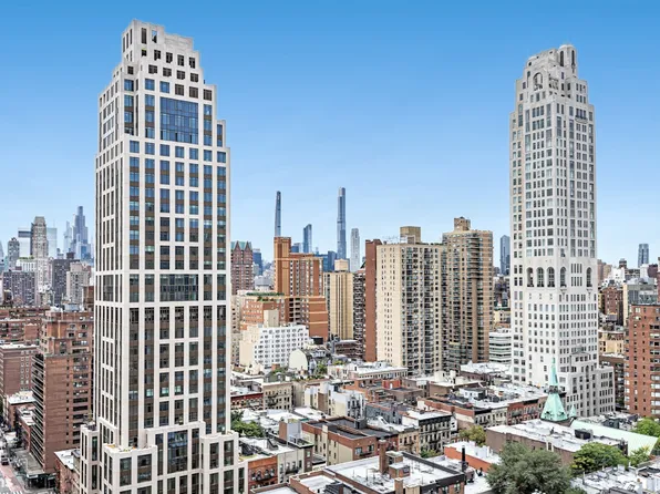 300 East 85th Street 2202 image 3 of 15