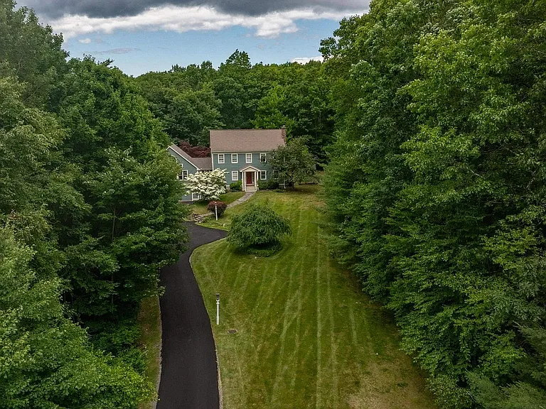 67 Sargent Rd — Photo 1