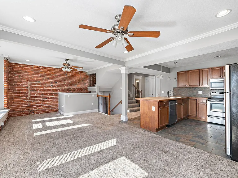 34th Street Duplex — Photo 8