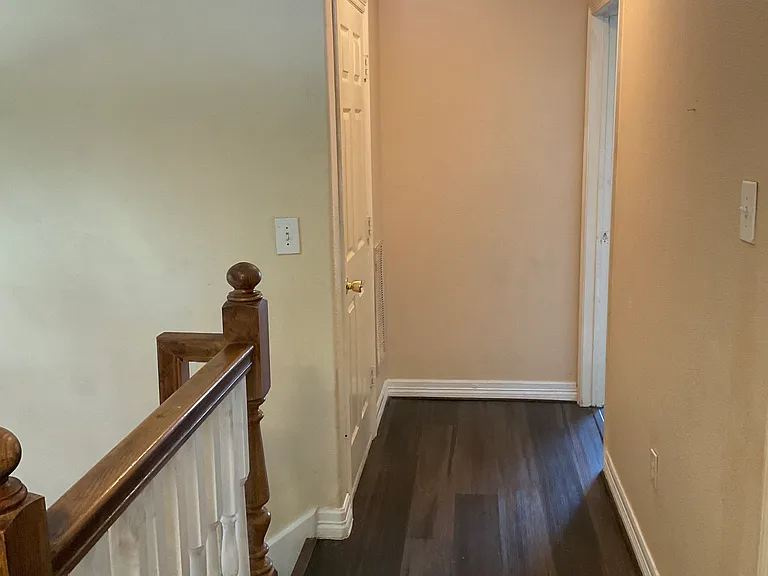 10610 Mills Way — Photo 11