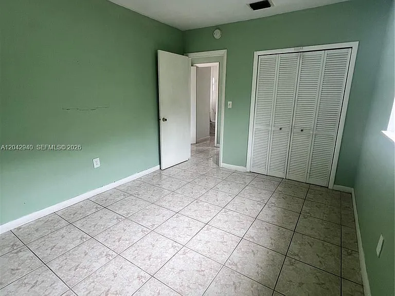 608 SW 15th Ave #3 — Photo 14