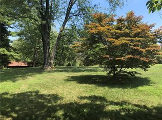 141 W Mowry Rd, Monaca, PA 15061