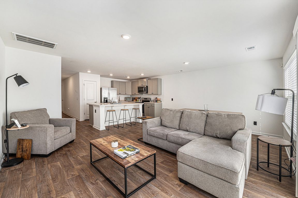 next background image