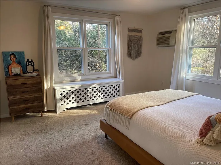 87B Red Coat Rd — Photo 9