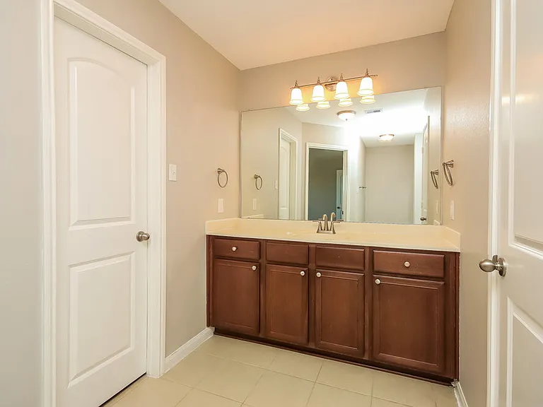 21235 Slate Bend Dr — Photo 14