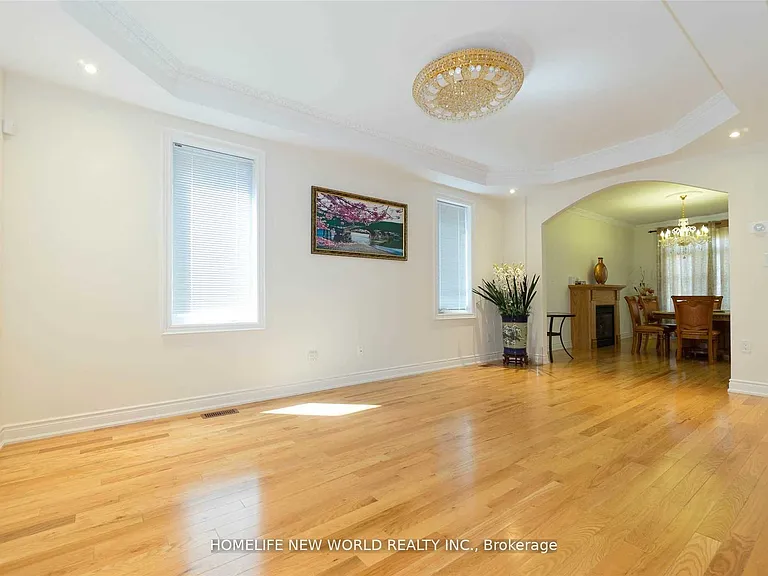 18 Danpatrick Dr — Photo 2