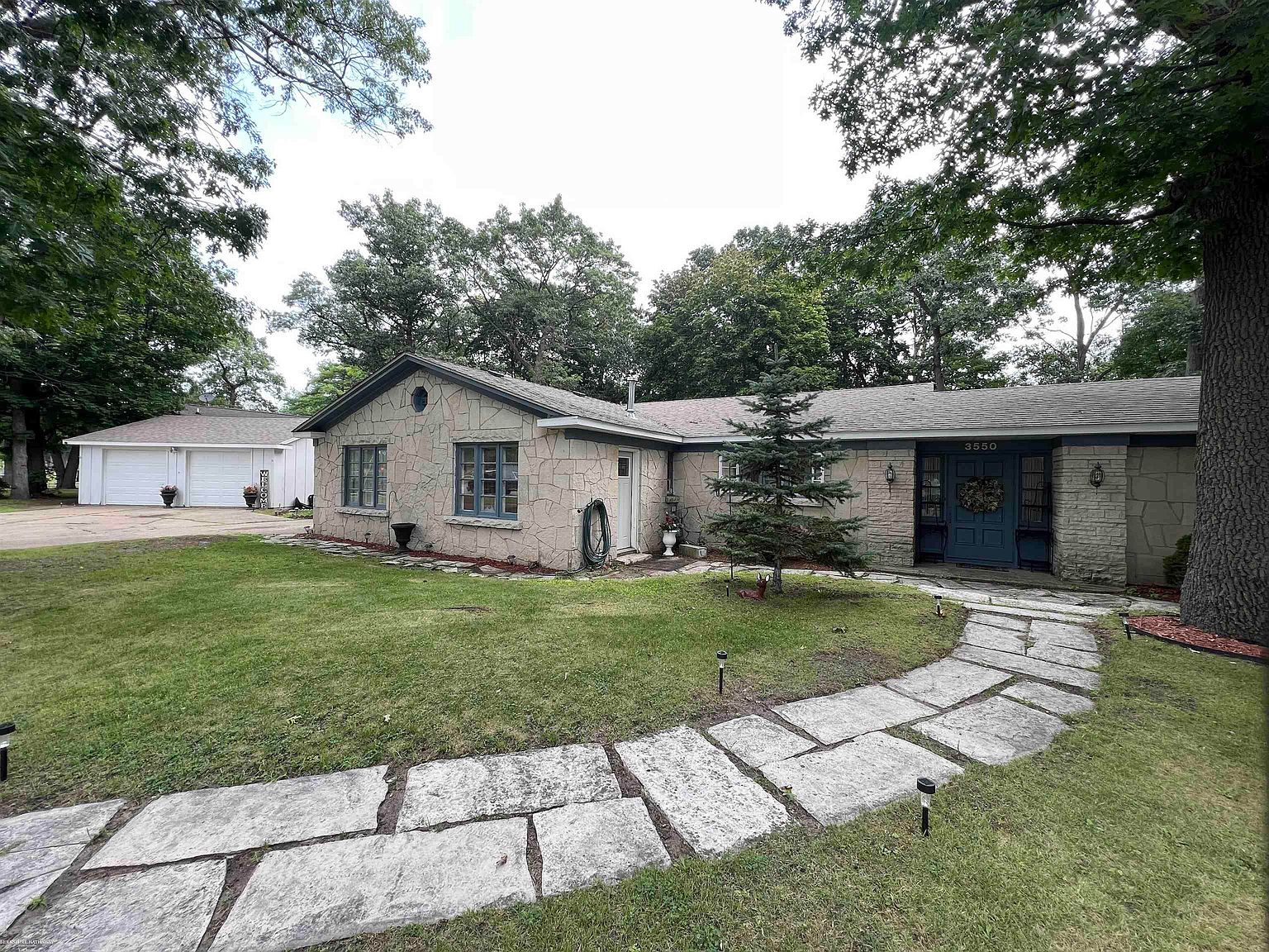 3550 Stone St, Port Huron, MI 48060 Zillow