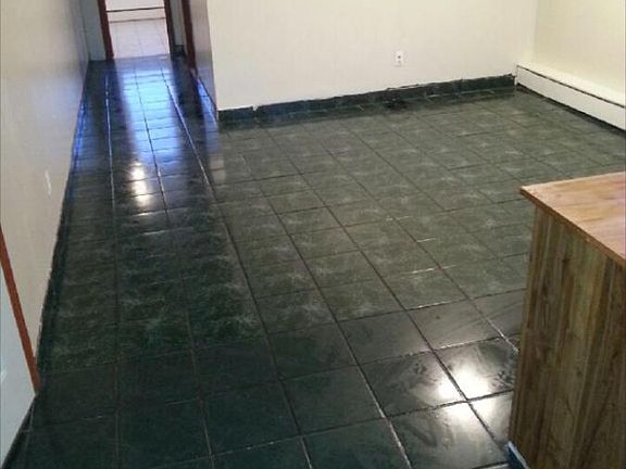 5th image of 76 Grove Ave APT 3L