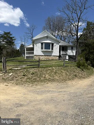 306 Tonys Hollow Ln Photo 1