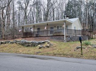 611 Ader Holt Rd, Bronston, KY 42518