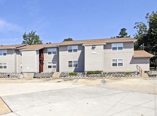 1040 Plaza Ct N #12, Saint Clair, MO 63077