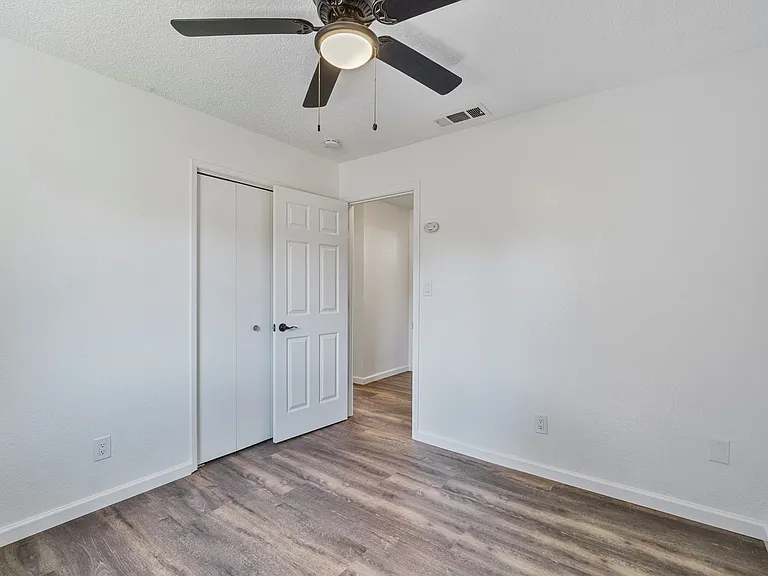 31331 Auberry Rd — Photo 16