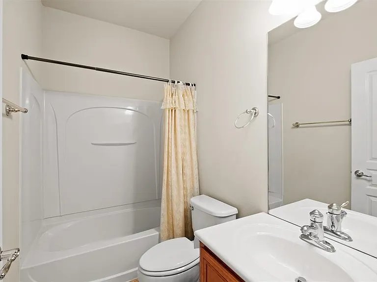 25411 Melody Canyon Ct — Photo 20