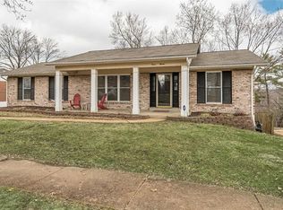 1213 Blairshire Dr, Ballwin, MO