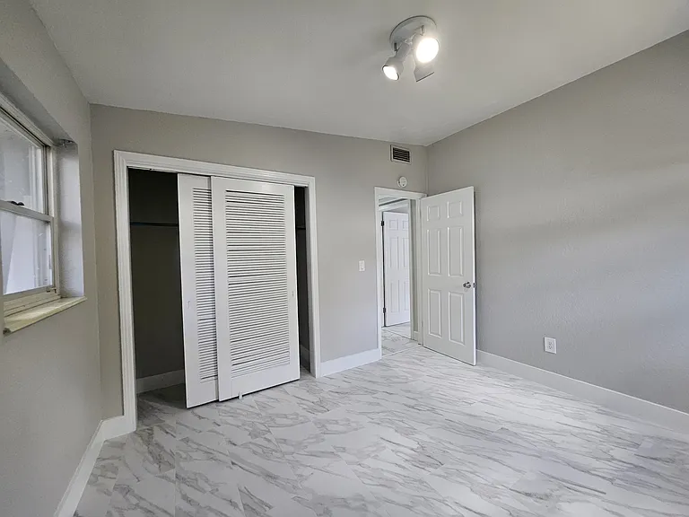 10117 N Ola Ave — Photo 25