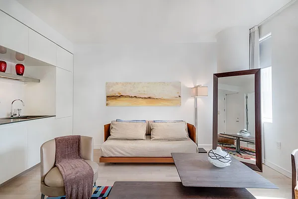 Rented by NOVO | media 10