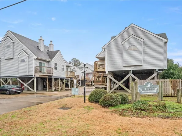 867 Little Bay Ave APT 3, Norfolk, VA 23503