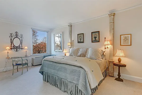 Sold by Corcoran | media 5