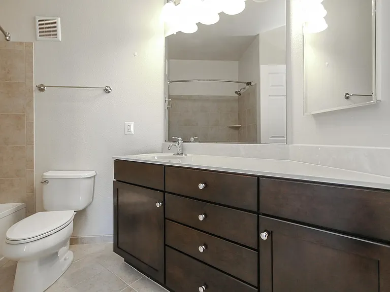 11750 Old Georgetown Rd — Photo 10