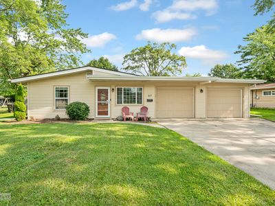 307 John St, North Aurora, IL, 60542