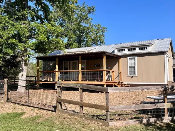 301 Oak Glen Cir, Somerville, TX 77879