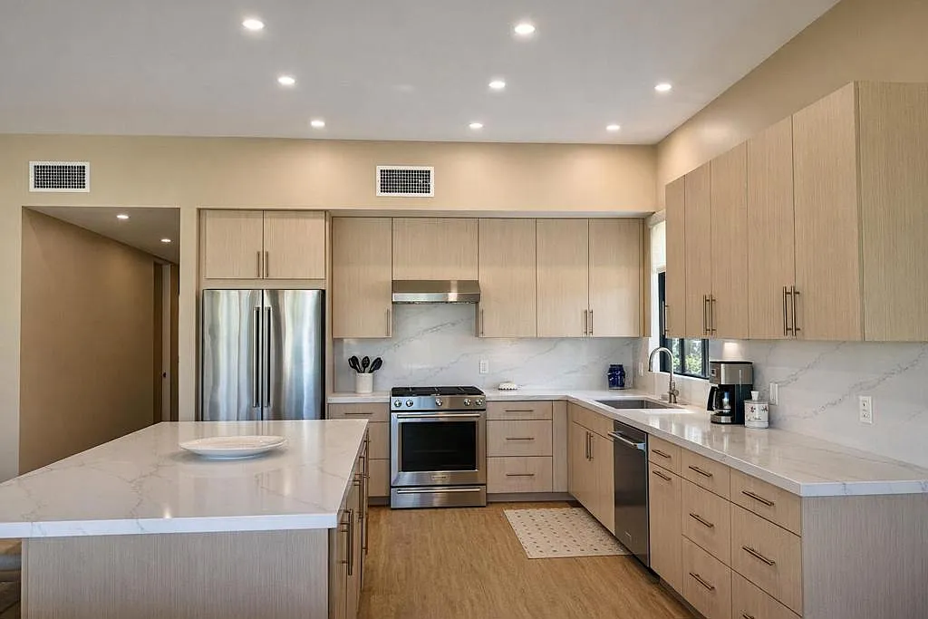 2 bed, 1831 sqft, $5,000 — Photo 4