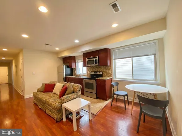 1417 N 17th St APT 2R, Philadelphia, PA 19121