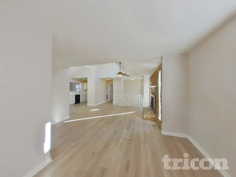 5820 Leatherwood Ln — Photo 2