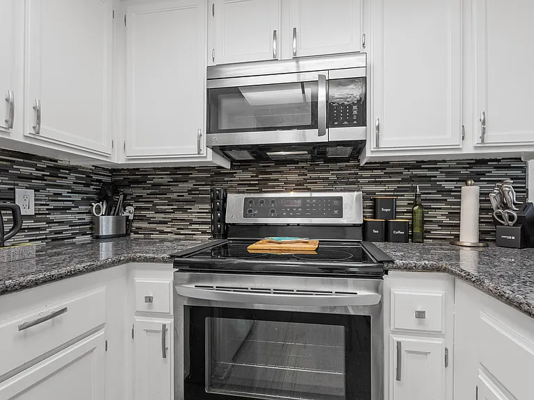 2280 Hurley Way #14 — Photo 7