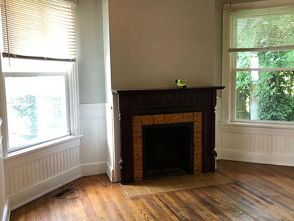 5th image of 3923 Spencer Ave #1