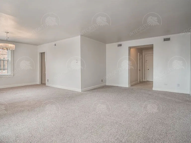 229 Ward Pkwy — Photo 33