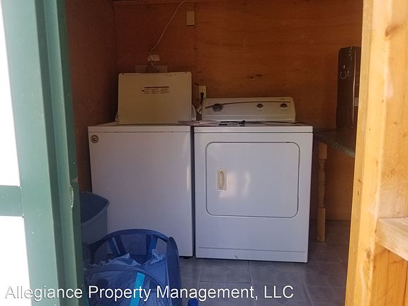 4th image of 4109 Balmoral Ave