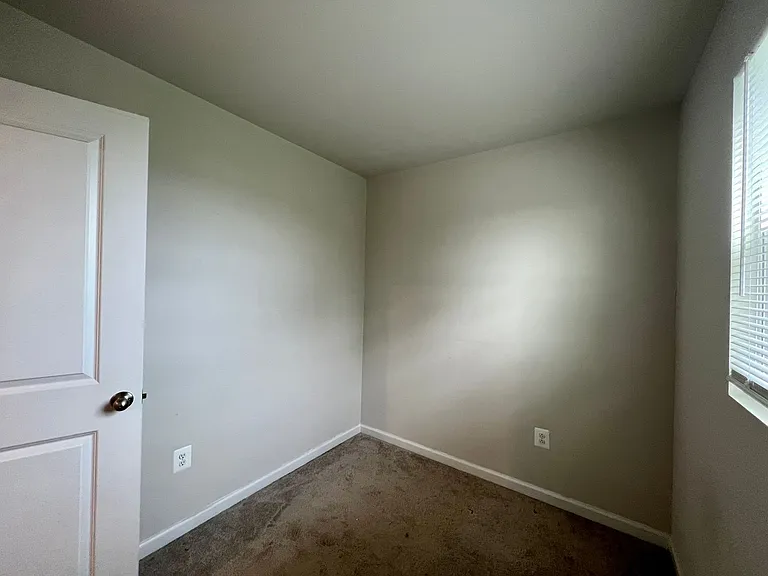 255 Severna Pkwy — Photo 26