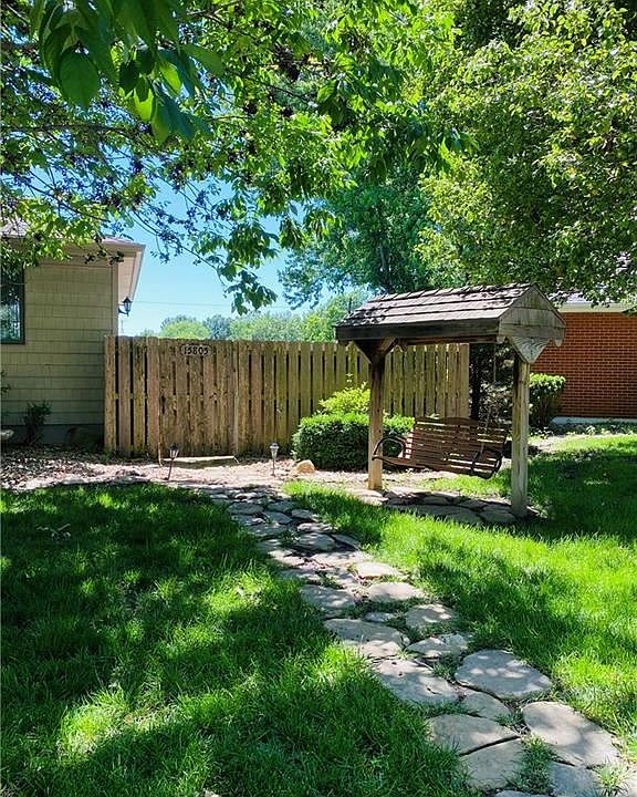 1st image of 15805 E Kiger Cir