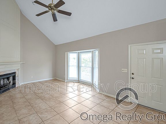 3rd image of 2172 Cheshire Dr