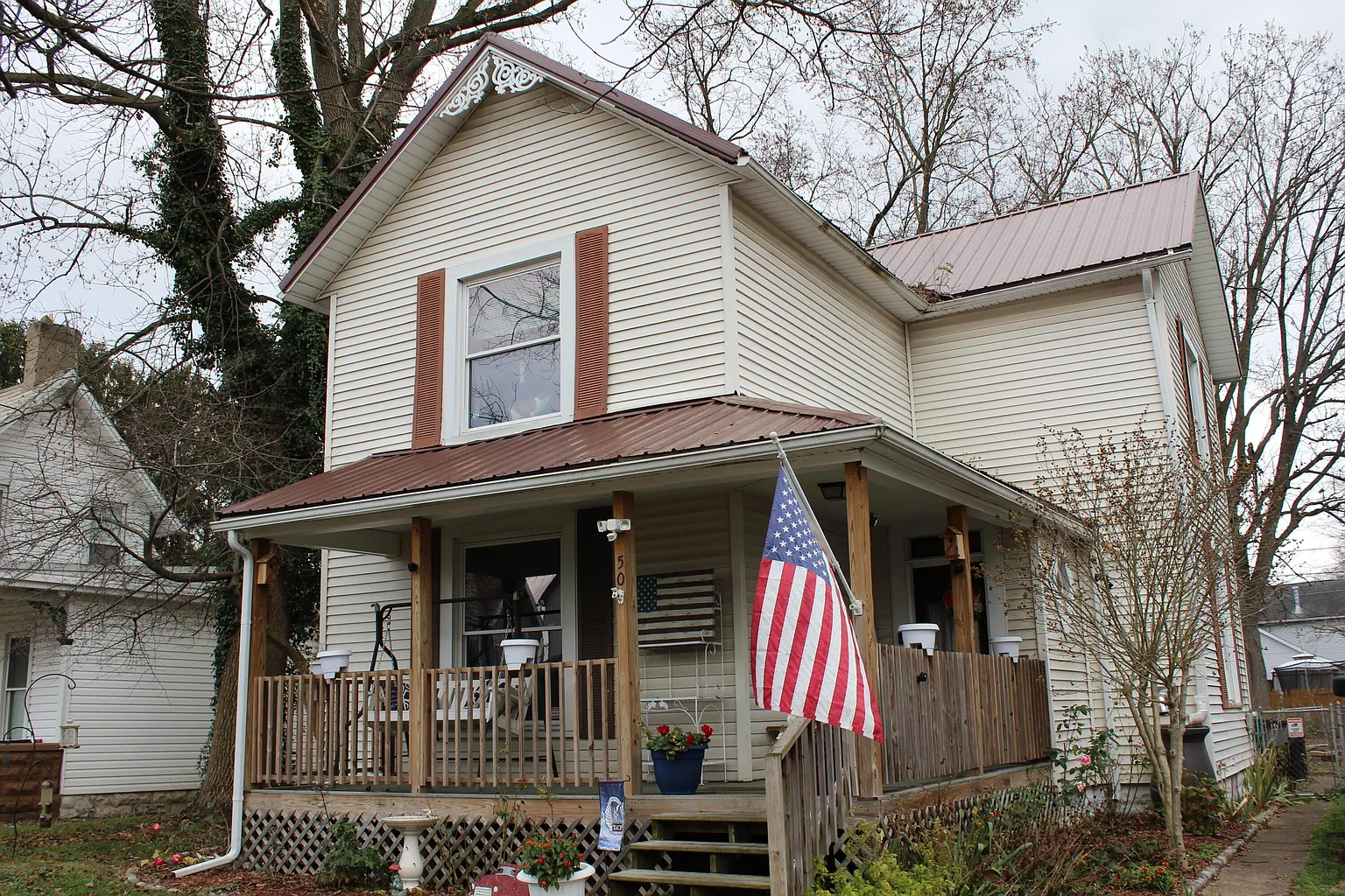 50 Oakwood Ave photo 1