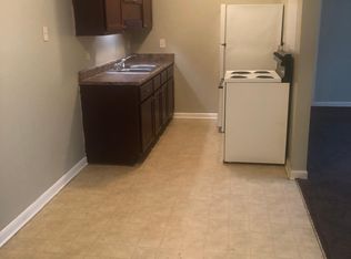 323 N East St #C-15, Lebanon, IN 46052